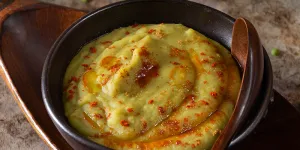 Bissara / soupe marocaine de pois cassés (végétarien, vegan)
