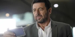 Patrick Bruel en espion dans Menace imminente (TF1) : "Tous les acteurs rêvent de ce genre de rôle"