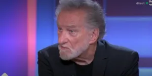 "Je ne suis pas quelqu'un de facile" : Eddy Mitchell rend hommage à ses proches pour son 40ème album (VIDÉO)