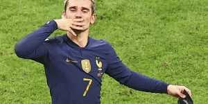 Antoine Griezmann tout juste retraité : Raymond Domenech atomise l’ex joueur de l’équipe de France, "je trouve ça désolant"