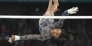 JO 2024 : voici ce que mange la prodige de la gymnastique artistique Simone Biles en une journée