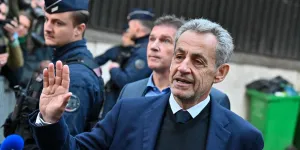 La justice ordonne la remise en liberté de Nicolas Sarkozy, après 20 jours de détention à la prison de la Santé