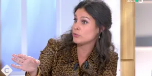 "Honnêtement, c'est terrible" : Apolline de Malherbe réagit aux critiques sur les réseaux sociaux dans C à Vous (VIDEO)