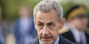 Nicolas Sarkozy : ses 21 jours en prison en librairie début décembre