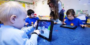 Numérique à l’école : la Suède juge les écrans responsables de la baisse du niveau des élèves et fait marche arrière