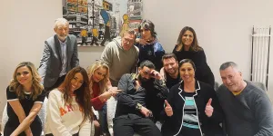 "Enfin pouvoir avoir des réductions au McDo", un chroniqueur de Cyril Hanouna reprend ses études