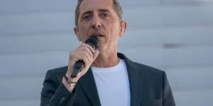 "Un séisme", Gad Elmaleh, sa carrière plus "ébranlée" que jamais