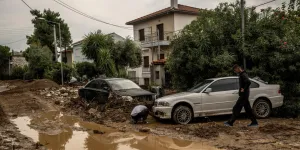 Grèce: le pays de nouveau frappé par une tempête et des inondations