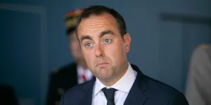 Sébastien Lecornu a remis sa démission à Macron qui l'a acceptée