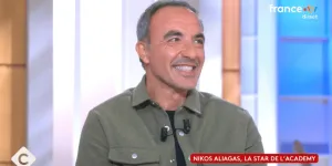 Nikos Aliagas a refusé de respecter les consignes données par une star invitée de la Star Academy : "Baissez les yeux !"