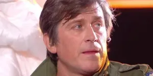 Thomas Dutronc bouleversé par l'hommage rendu par les élèves de la Star Academy à sa mère, Françoise Hardy