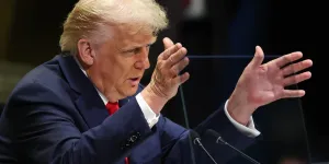 "C'est le moment pour l'Ukraine d'agir" : le drôle de discours de Donald Trump à la tribune des Nations unies