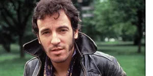 "Nebraska" (1982) de Bruce Springsteen : l’Amérique en (dé)chantant