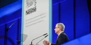 Le patron de Nestlé viré pour une relation amoureuse au bureau : le puritanisme à l'américaine s'exporte