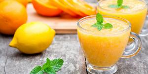 Smoothie orange, pomme et citron