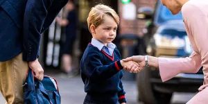 De la couronne au cartable : les clichés insolites des jeunes royautés à la rentrée