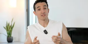 "Son état se désagrégeait" : En deuil, Tibo InShape annonce la mort d'un être cher