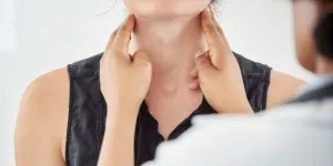 Voici pourquoi les nodules thyroïdiens sont de moins en moins opérés