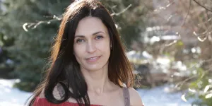 Adeline Blondieau révèle pourquoi elle a arrêté sa carrière d'actrice : "Pressions sexuelles, chantage, jeunisme"