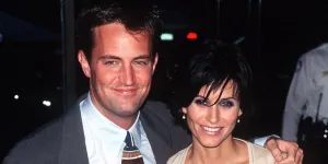 “Tu me manques aujourd'hui et pour toujours” : Courteney Cox rend hommage à Matthew Perry un an après sa mort