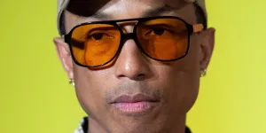 "Qu’est-ce que tu fous ? Tais-toi !" : Pharrell Williams enrage contre Taylor Swift et les célébrités qui parlent de politique