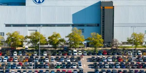 L’équivalent d'une ville moyenne menacé de licenciement : à quoi correspond la crise à Volkswagen