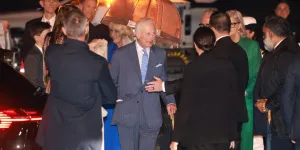 Charles III et Camilla sont arrivés en Australie : cet accueil chaleureux réservé au monarque et à son épouse