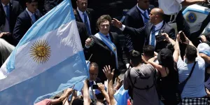 Argentine : qui sont Eugenia Rolón et Iñaki Gutiérrez, les deux stratèges qui ont fait la campagne numérique de Javier Milei ?