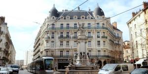 Grenoble : le quartier des halles Sainte-Claire et de la place Notre-Dame sera piétonisé en 2021