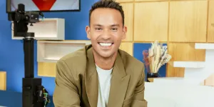 C à Vous : pourquoi Mohamed Bouhafsi a-t-il démissionné de France Télévisions ?