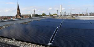 Energie. Schiltigheim : trente panneaux solaires sur le toit de la mairie