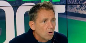 Daniel Riolo fustige Luis Enrique après la défaite du PSG contre Arsenal : "Je n'ai pas pu m'empêcher de penser que..."