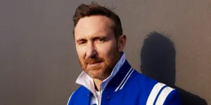 David Guetta dévoile une photo émouvante avec son père de 94 ans et son fils : “Trois générations de Guetta !“