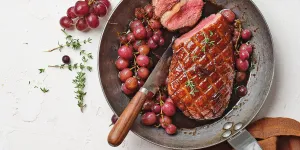 Je suis journaliste cuisine et voici mes 3 plats d'automne préférés au raisin (et ce ne sont pas des desserts)