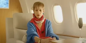 "Je n’envoie pas de textos" : Isabelle Morini-Bosc se confie sur sa relation avec Cyril Hanouna depuis la fin de Touche pas à mon poste