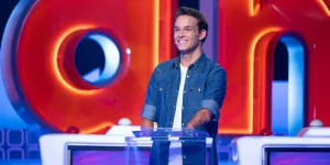 Slam : "J’ai bossé comme un fou"... On a assisté à la première de Théo Curin sur France 3 !