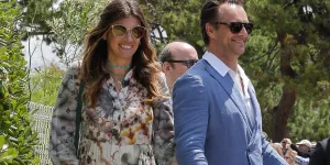 Alexandra, la compagne de David Hallyday, prend la parole comme jamais auparavant : "Il est devenu un chef de clan"