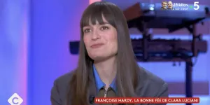 Françoise Hardy : "Je l’ai depuis encadré", ce cadeau tout particulier offert à Clara Luciani avant sa mort