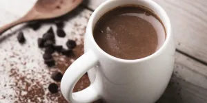 Voici comment faire un chocolat chaud épais et bien onctueux