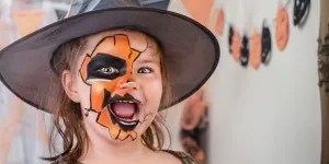 Votre enfant veut se maquiller pour Halloween ? Voici tout ce que vous devez vérifier avant de vous lancer