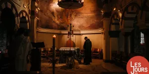 Mgr Rey remet les homos au placard