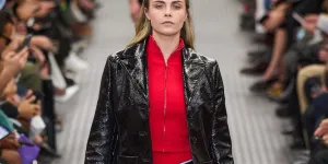 Cara Delevingne, Amelia Gray et Alexa Chung : Miu Miu fait défiler une pluie de stars lors de la Fashion Week de Paris