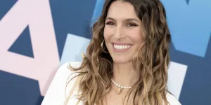 "Je suis émue", Laury Thilleman : après Miss France et l’animation, un album ?