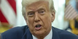 "L'UE a les outils pour défendre ses intérêts" : Trump annonce de nouveaux droits de douane, l'UE riposte