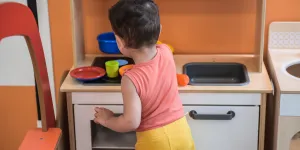 Catherine, ex-directrice de crèche : "J'ai assisté à des scènes de maltraitance"