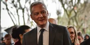 « Je vous aime, mais je pars » Bruno Le Maire reprend Michel Sardou pour faire ses adieux à Bercy 