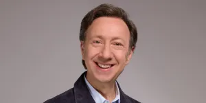 "Les artistes n'ont pas à faire de politique" : Stéphane Bern déplore l’appel au boycott de l’Eurovision