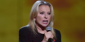 “Ce n’est pas une histoire d’argent” : Véronique Sanson explique pourquoi elle ne souhaite pas prendre sa retraite