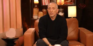 "Donc, tu es juif ?" : Gad Elmaleh sans voix après une question de Carla Ghebali