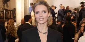 Sylvie Tellier : un agent SNCF la recadre et la fait pleurer… avant de s’excuser 20 ans après